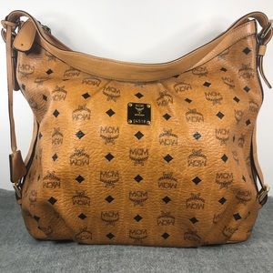 MCM hobo with dust bag